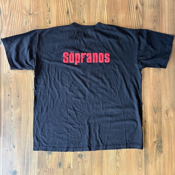 SOLD!!Vintage 90s HBO “The Sopranos Black” tee Sz XL - Picture 1 of 3